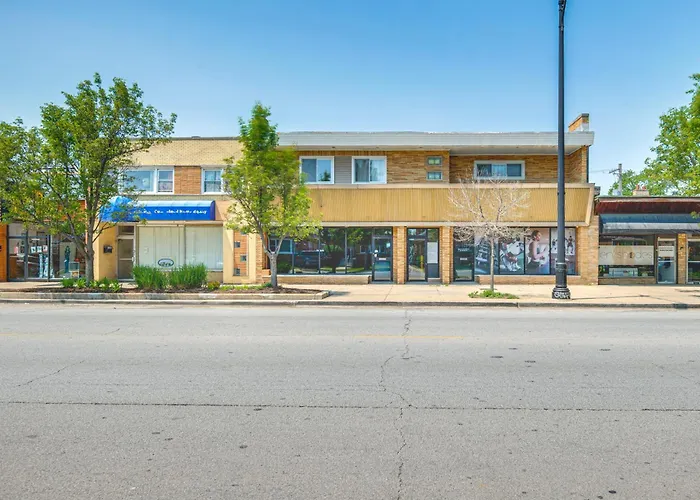 Apartment 14 Mi To Dtwn Chicago: In Ashburn!